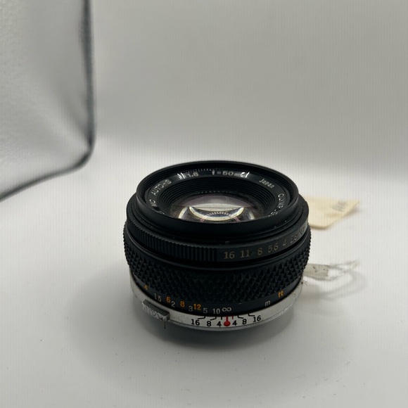 Olympus OM-System Zuiko MC Auto - S f1.8 50mm Japan - Picture 7 of 10